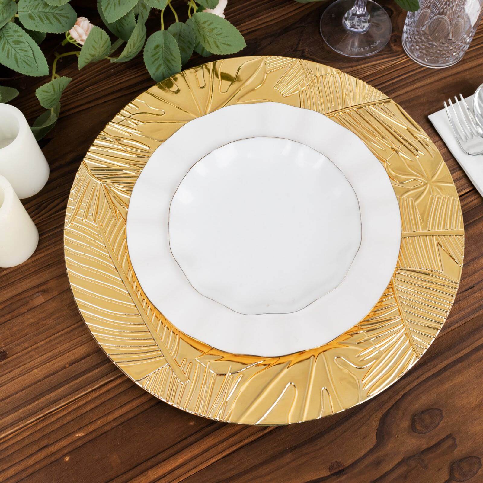 6-Pack Acrylic Charger Plates 13" Round Metallic Gold with Embossed Tropical Leaves - Decorative Dinner Charger Tableware - Image 6